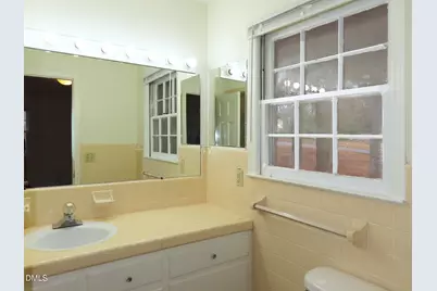 200 Bennington Drive, Chapel Hill, NC 27516 - Photo 13