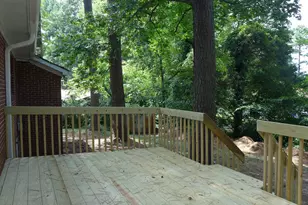 200 Bennington Dr, Chapel Hill, NC 27516 - Photo 17