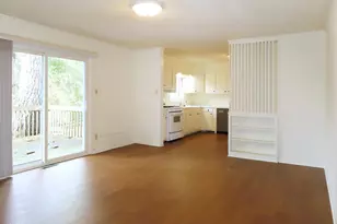 200 Bennington Dr, Chapel Hill, NC 27516 - Photo 7