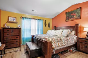 702 N Saratoga St, Stantonsburg, NC 27883 - Photo 15