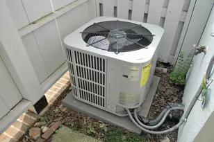 1402 Barton Pl Dr, Raleigh, NC 27608 - Photo 11