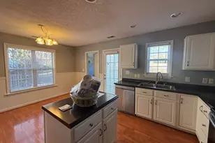 1704 Crag Burn Ln, Raleigh, NC 27604 - Photo 15