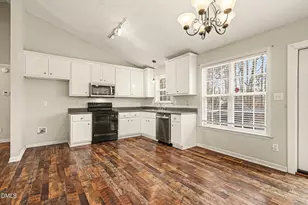 186 Turtle Point Dr, Fuquay Varina, NC 27526 - Photo 9