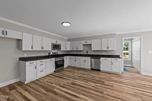 620 Richardson Rd, Zebulon, NC 27597 - Photo 15