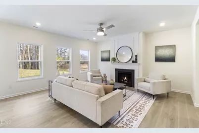 189 Pecan Valley Way, Four Oaks, NC 27524 - Photo 5