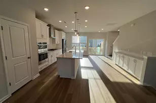 2817 Carbondale Ct, Apex, NC 27502 - Photo 5