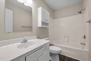 126 Friar Ln, Carrboro, NC 27510 - Photo 17