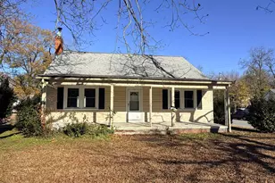 104 Davis St, Greenville, NC 27834 - Photo 1