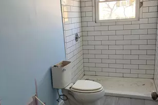 104 Davis St, Greenville, NC 27834 - Photo 9