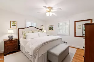 908 Brookwood Dr, Raleigh, NC 27607 - Photo 15