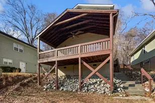 240 Jay St, Chapel Hill, NC 27516 - Photo 1