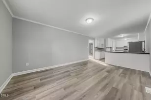 210 N Monroe Ave, Sanford, NC 27330 - Photo 5