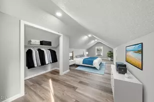 210 N Monroe Ave, Sanford, NC 27330 - Photo 17