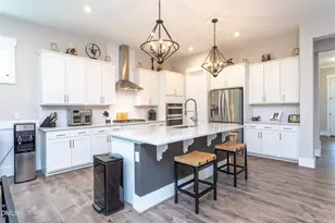 1512 Highpoint St, Wake Forest, NC 27587 - Photo 3