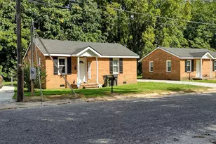 606 Hugh St, Goldsboro, NC 27530 - Photo 5