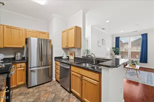 800 Savannah Ridge Rd, Holly Springs, NC 27540 - Photo 11