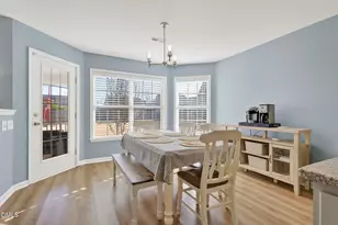 903 Red Oak Tree Dr, Fuquay Varina, NC 27526 - Photo 9