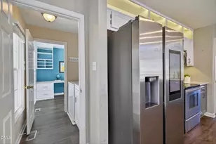 101 Cherry Grove Dr, Cary, NC 27519 - Photo 27