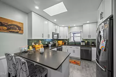 317 Clapp Street, Graham, NC 27253 - Photo 9