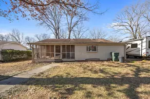 317 Clapp St, Graham, NC 27253 - Photo 3