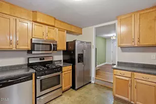 3723 Knollwood Dr, Durham, NC 27712 - Photo 17