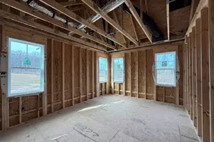 288 Tee Dr, Selma, NC 27576 - Photo 5