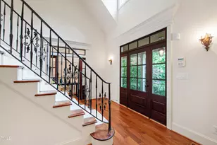 131 Lavinia Ln, Chapel Hill, NC 27516 - Photo 7