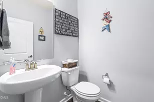 1016 Hollis Cir, Durham, NC 27703 - Photo 21