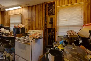 948 Abbott, Henderson, NC 27536 - Photo 7