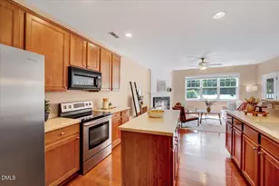 106 Honeycomb Ln, Morrisville, NC 27560 - Photo 9