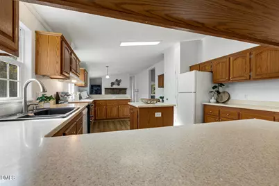 615 Nc-96, Four Oaks, NC 27524 - Photo 17