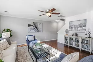 320 Holly Briar Dr, Fuquay Varina, NC 27526 - Photo 11