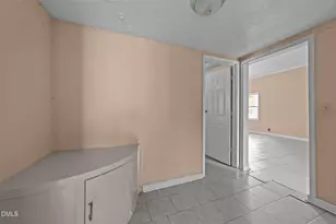 409 W Dr. Martin Luther King Jr. Way, Selma, NC 27576 - Photo 11