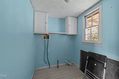 409 W Dr Martin Luther King Jr Way, Selma, NC 27576 - Photo 7