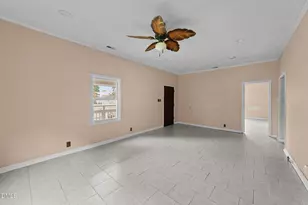 409 W Dr. Martin Luther King Jr. Way, Selma, NC 27576 - Photo 15