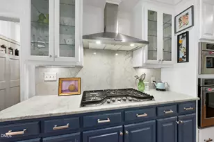 3303 Ridgecrest Ct, Raleigh, NC 27607 - Photo 7