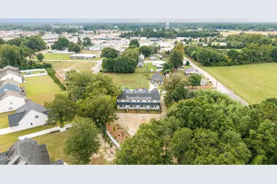 612 S Blackmon Street, Benson, NC 27504 - Photo 11