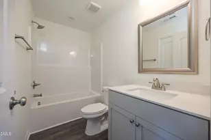 612 S Blackmon St, Benson, NC 27504 - Photo 7