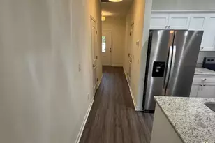 610 S Blackmon St, Benson, NC 27504 - Photo 5