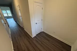 610 S Blackmon St, Benson, NC 27504 - Photo 9