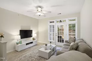 512 Weather Ridge Ln, Cary, NC 27513 - Photo 3