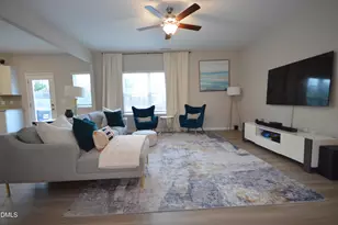 103 Memorial Ct, Clayton, NC 27520 - Photo 7