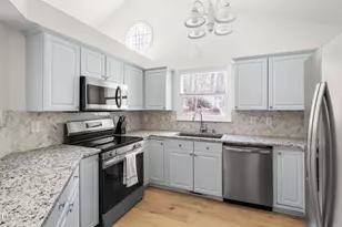 224 Amberglow Pl, Cary, NC 27513 - Photo 17