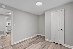 605 Apple St, Burlington, NC 27217 - Photo 23