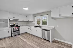 605 Apple St, Burlington, NC 27217 - Photo 11