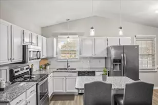 107 Claymont Rd, Louisburg, NC 27549 - Photo 3