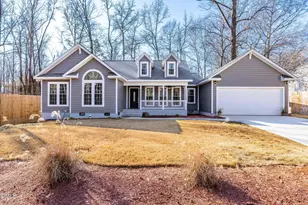820 E Cardinal Dr, Fuquay-Varina, NC 27526 - Photo 1