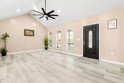 820 E Cardinal Drive, Fuquay Varina, NC 27526 - Photo 5