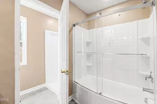 820 E Cardinal Dr, Fuquay Varina, NC 27526 - Photo 17