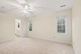 5009 Allanbrooke Ln, Fuquay Varina, NC 27526 - Photo 9